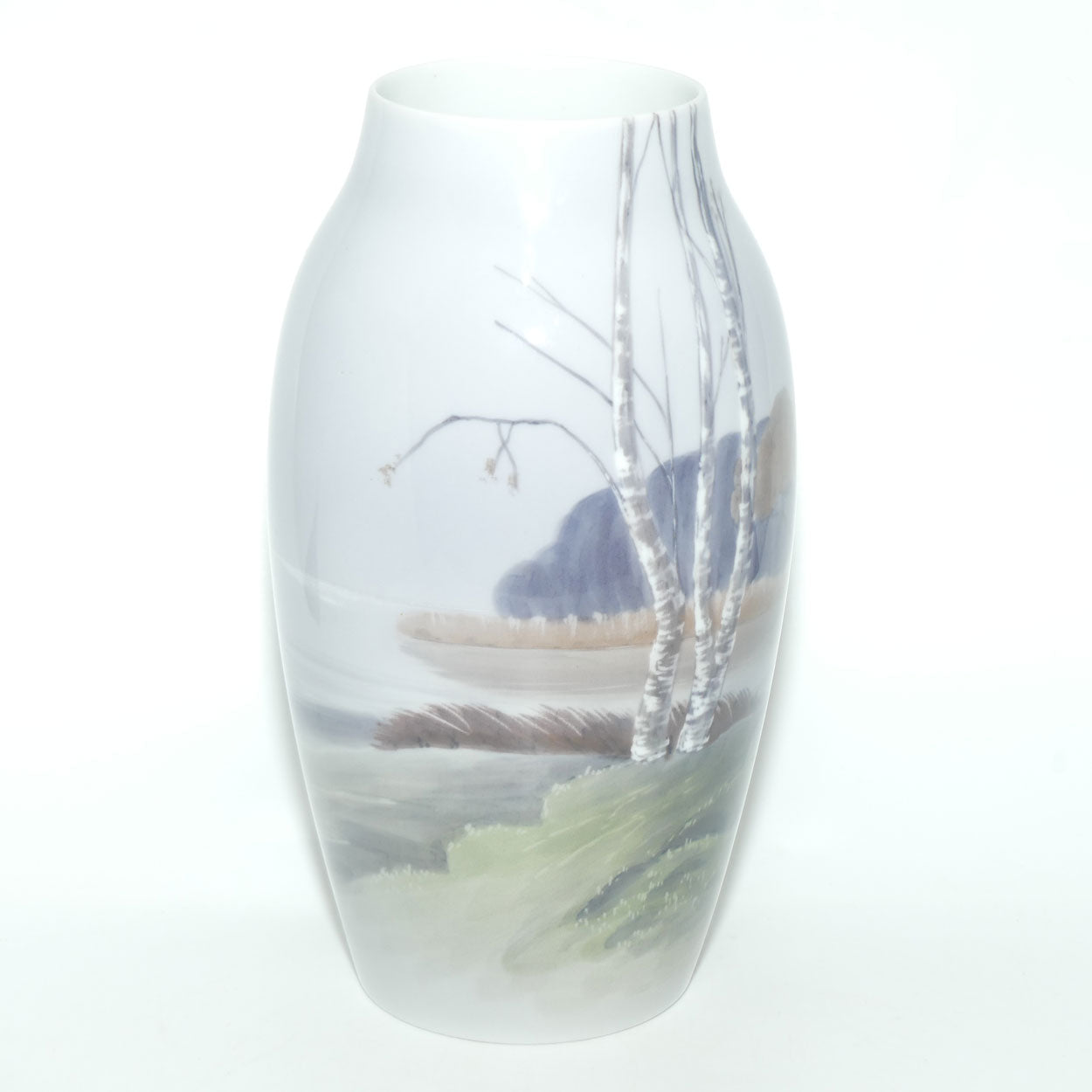 Bing and Grondahl vase | 8322 243 | Birch with Landscape