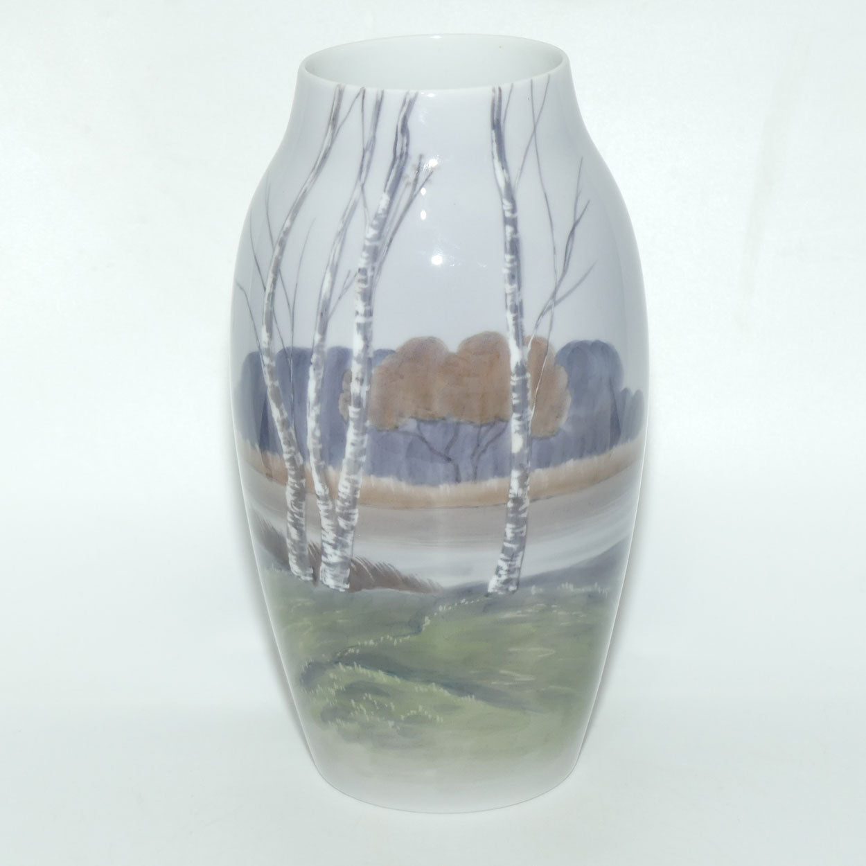 Bing and Grondahl vase | 8322 243 | Birch with Landscape