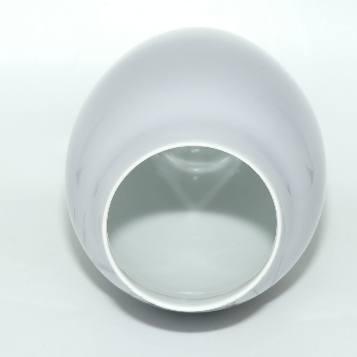 Bing and Grondahl vase | 8322 243 | Birch with Landscape