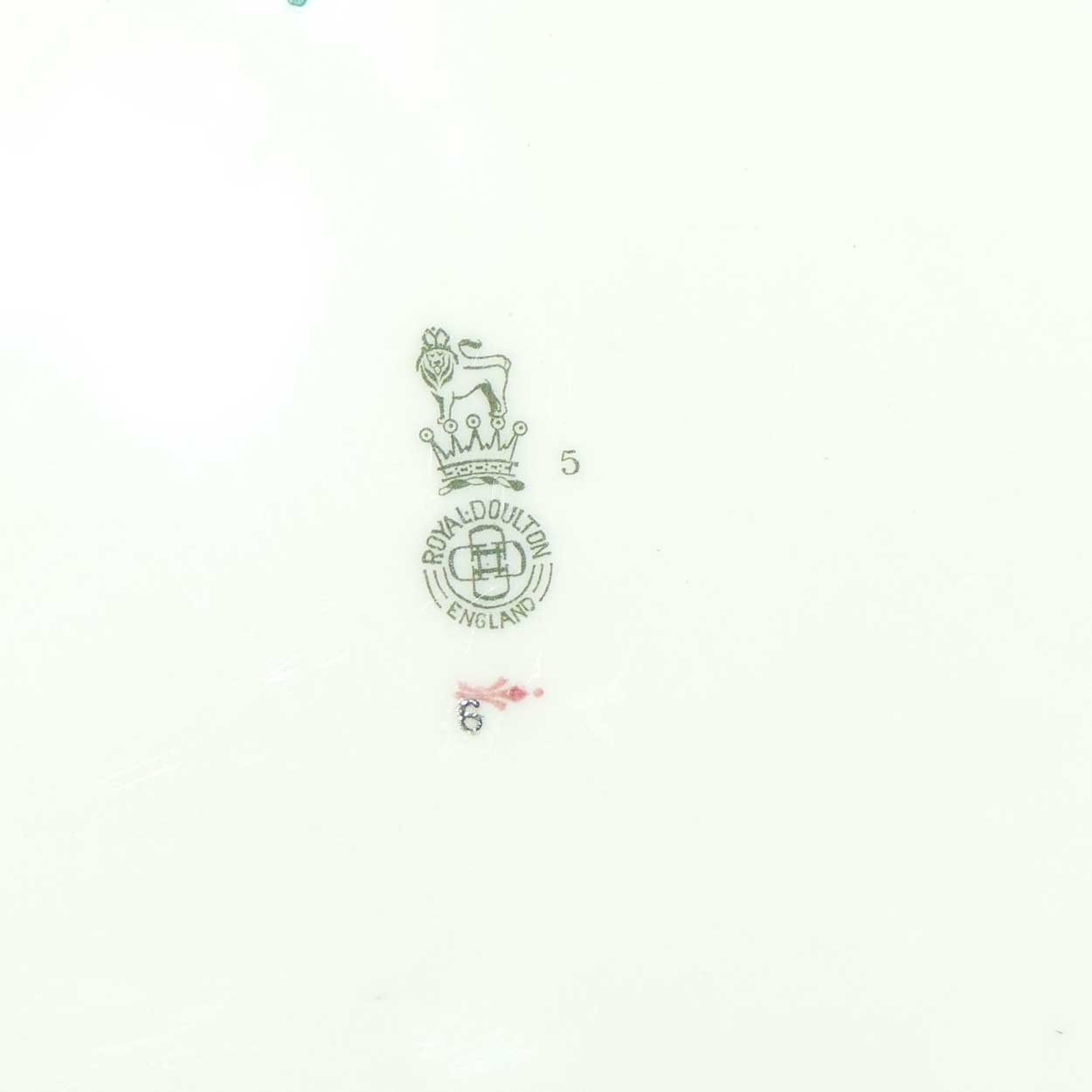 Royal Doulton Bird of Paradise C plate | Fine Bone China body