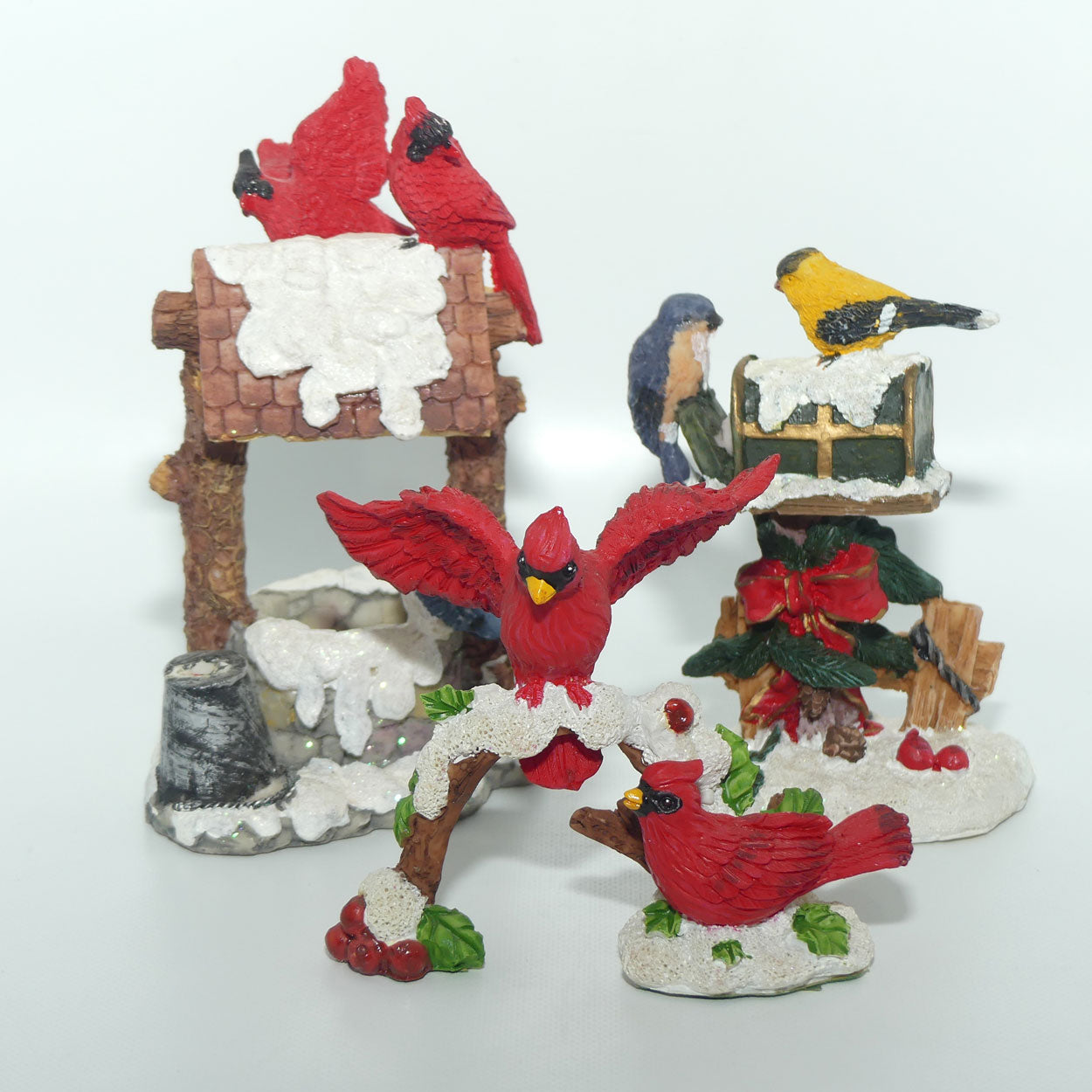 Collection of 3 Bird figures | Christmas theme | K's Collection | Resin