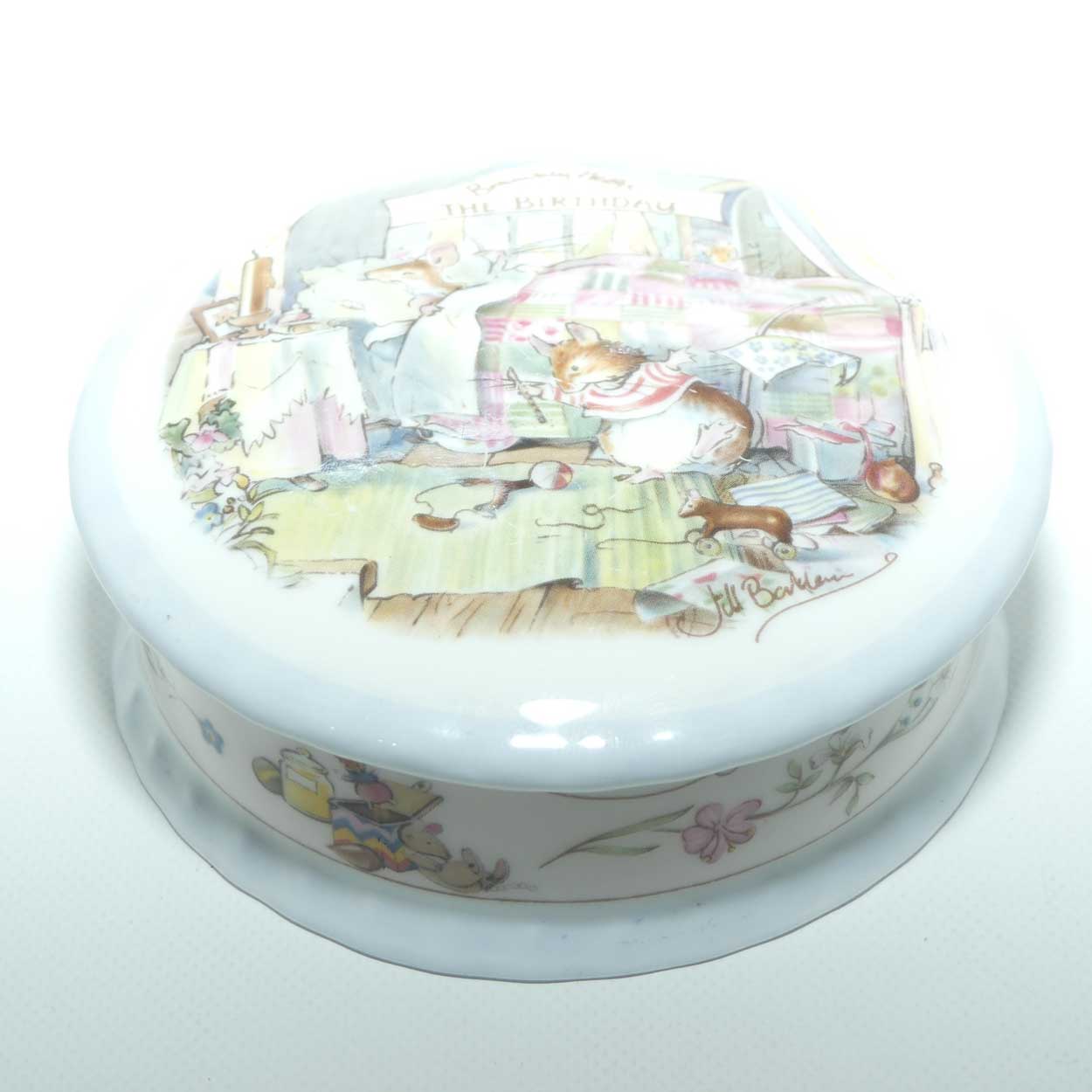 Royal Doulton Brambly Hedge Giftware | The Birthday round trinket box | no box