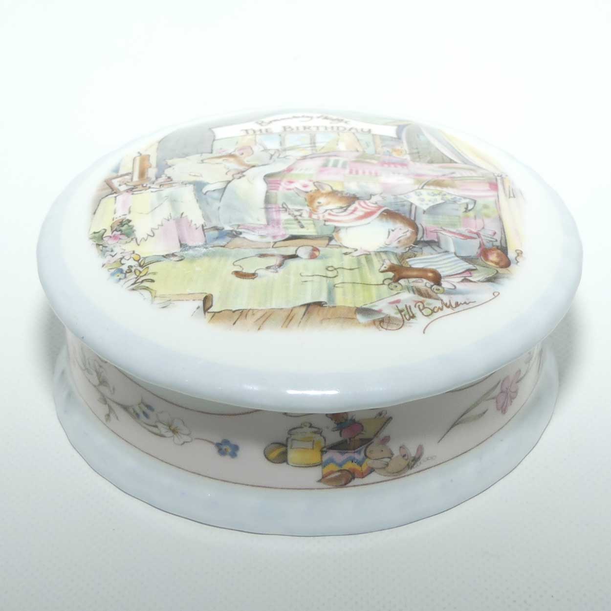 Royal Doulton Brambly Hedge Giftware | The Birthday round trinket box | no box