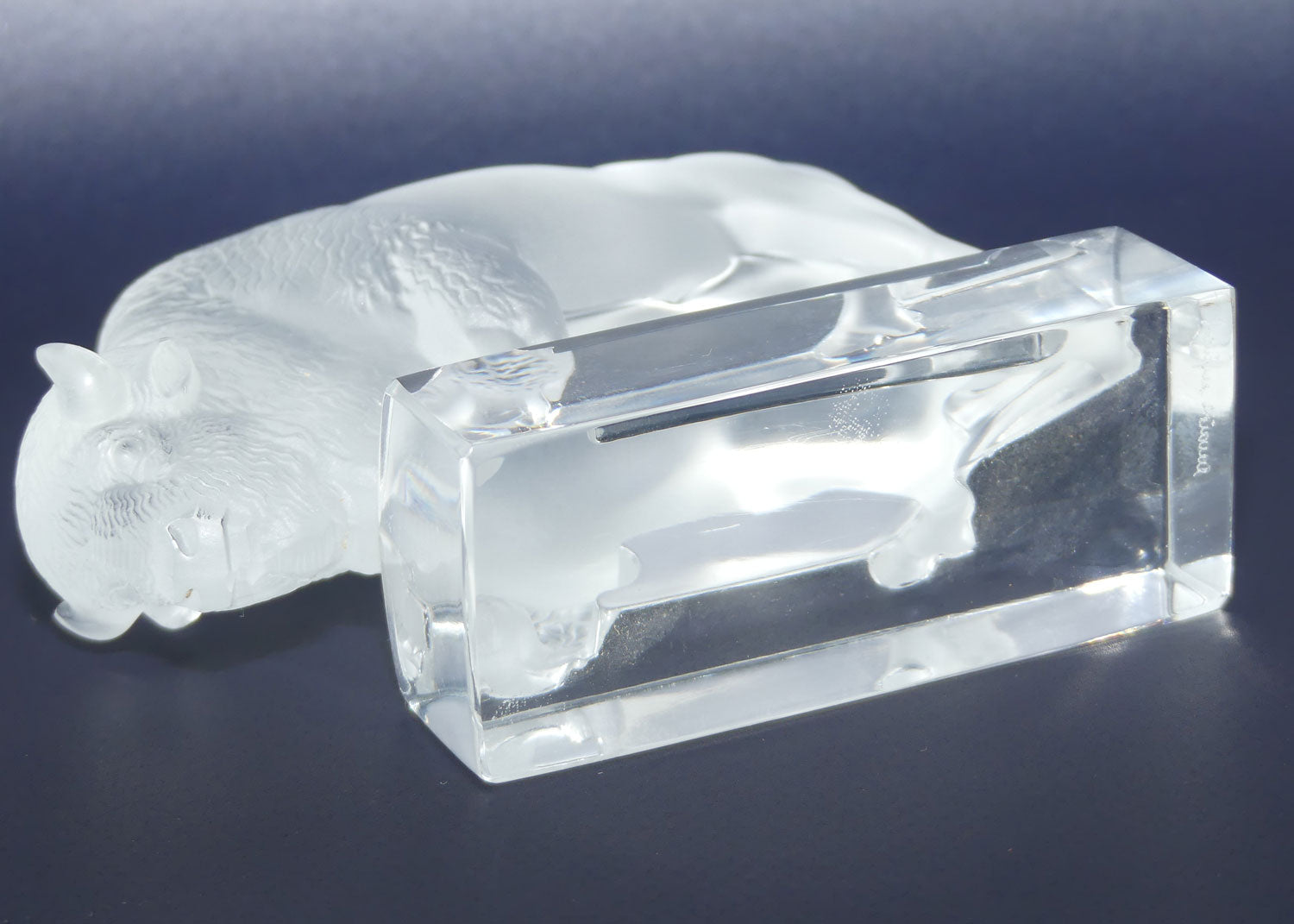 Lalique France Buffalo | Bison paperweight figure | 1196