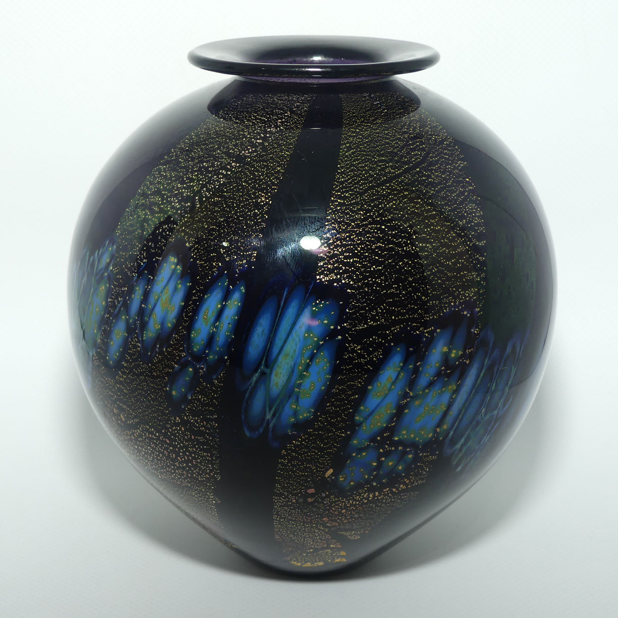 Australian Studio Art Glass | Brittania Creek Glass | Rob Knottenbelt vase