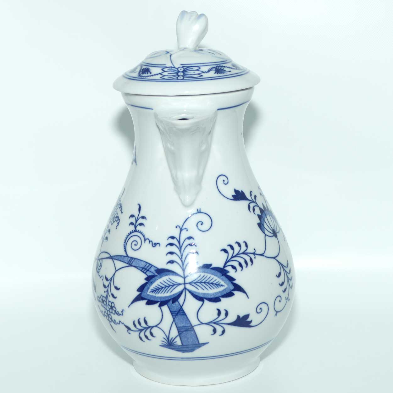 Meissen Blue Onion | Zwiebelmuster hot water pot or coffee pot | 24.5cm
