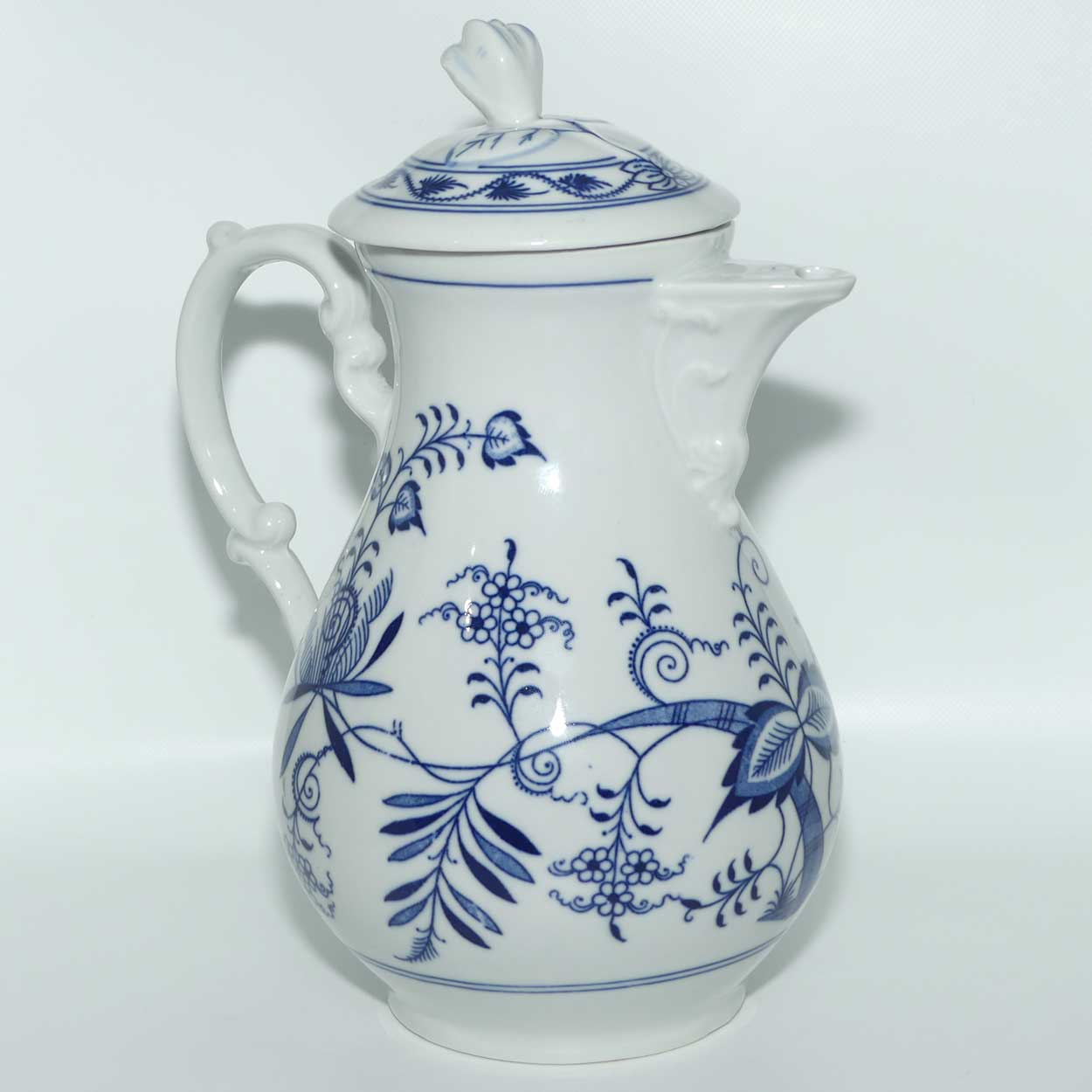 Meissen Blue Onion | Zwiebelmuster hot water pot or coffee pot | 24.5cm