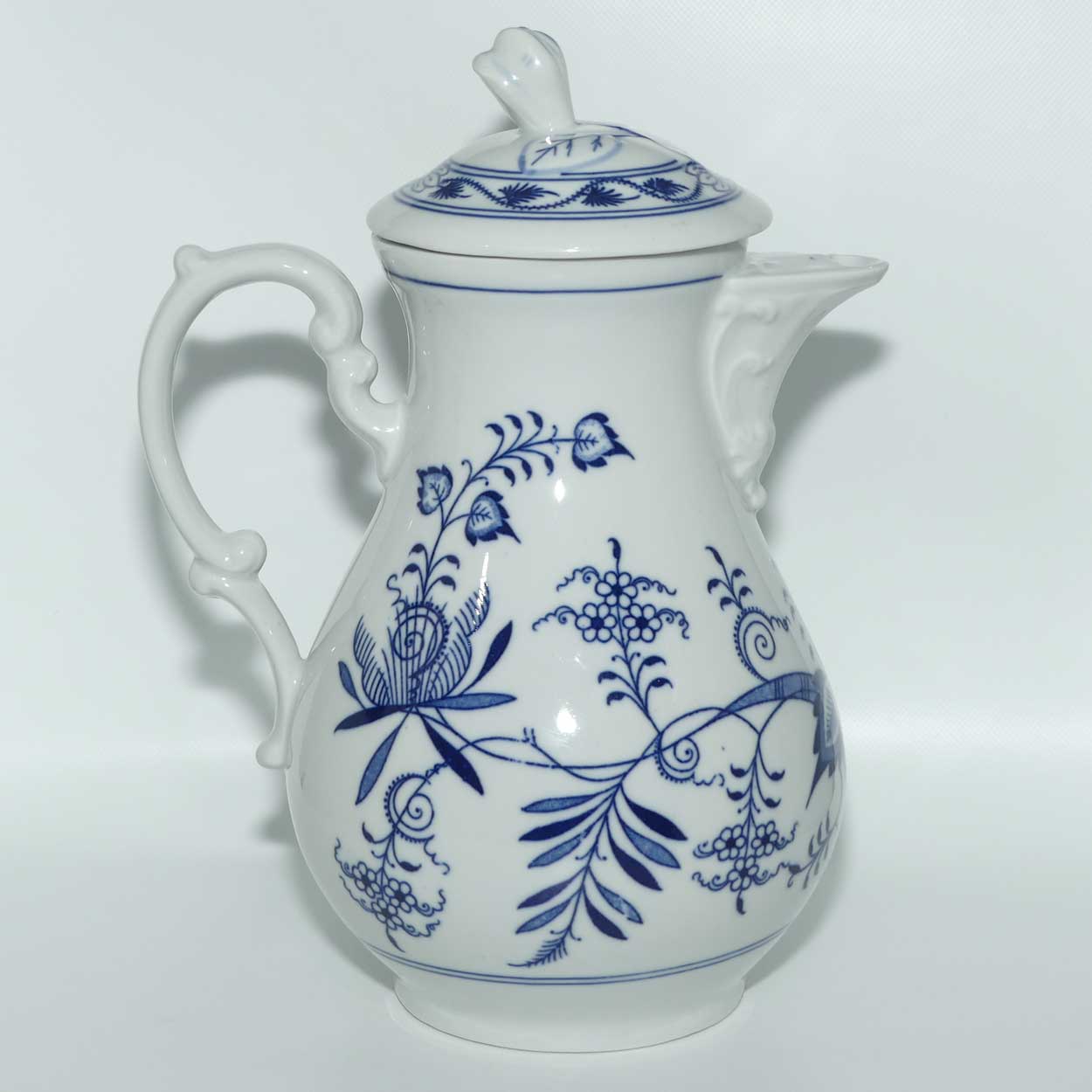 Meissen Blue Onion | Zwiebelmuster hot water pot or coffee pot | 24.5cm