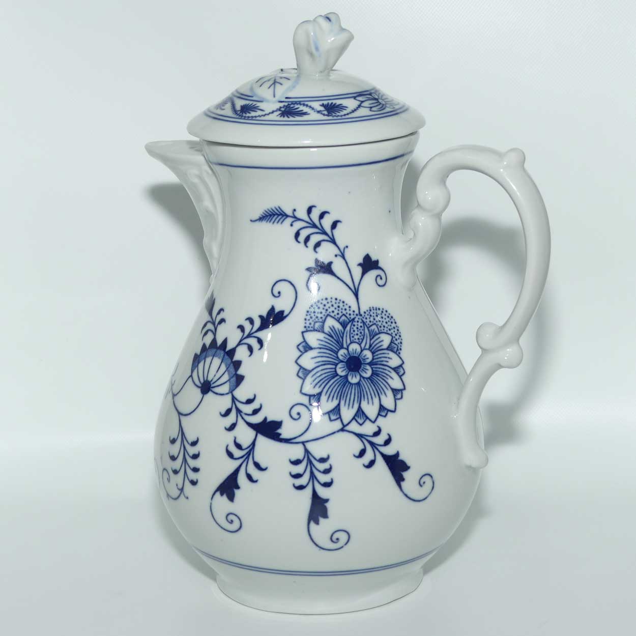 Meissen Blue Onion | Zwiebelmuster hot water pot or coffee pot | 24.5cm