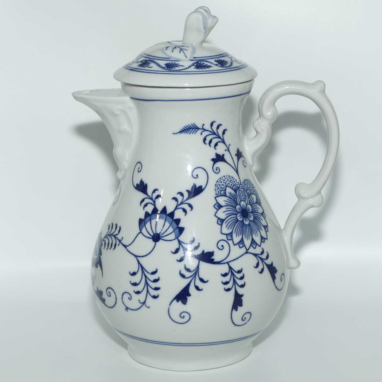 Meissen Blue Onion | Zwiebelmuster hot water pot or coffee pot | 24.5cm