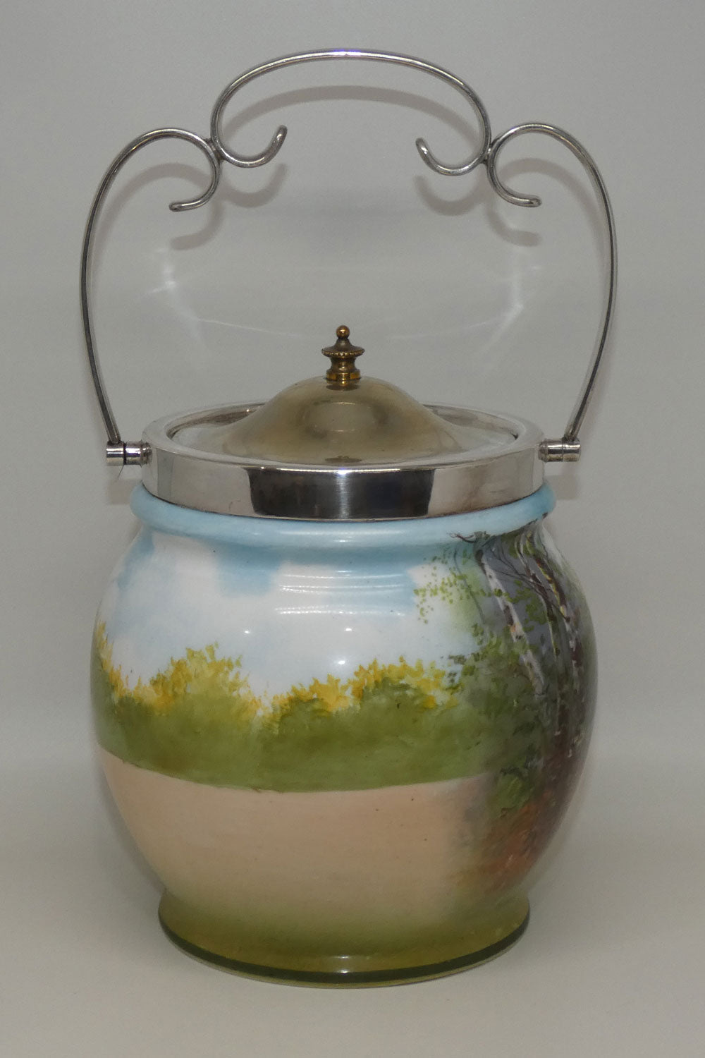 Royal Doulton Blue Sky | Coaching Days lidded biscuit barrel E2768
