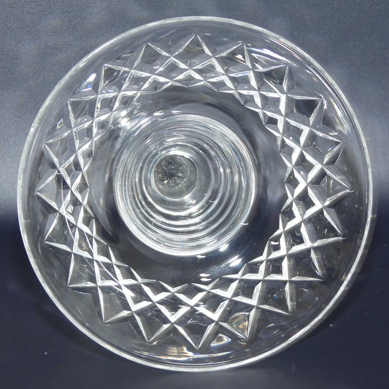 Boda Crystal compote | Diamond Cut design