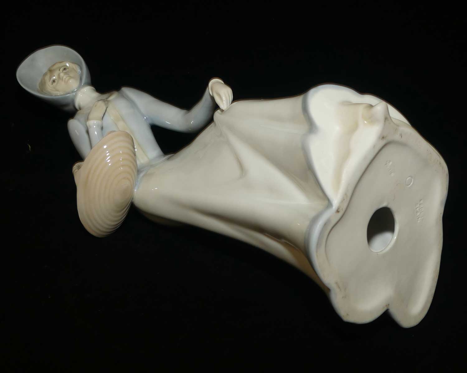 Porceval Spain figure Lady with Bonnet