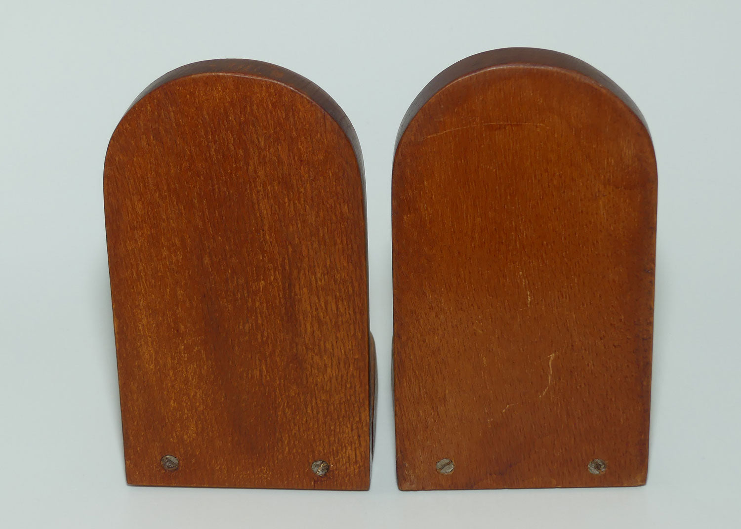 Pair of Bookends | New Zealand Kiwis on Rewarewa Wooden bases