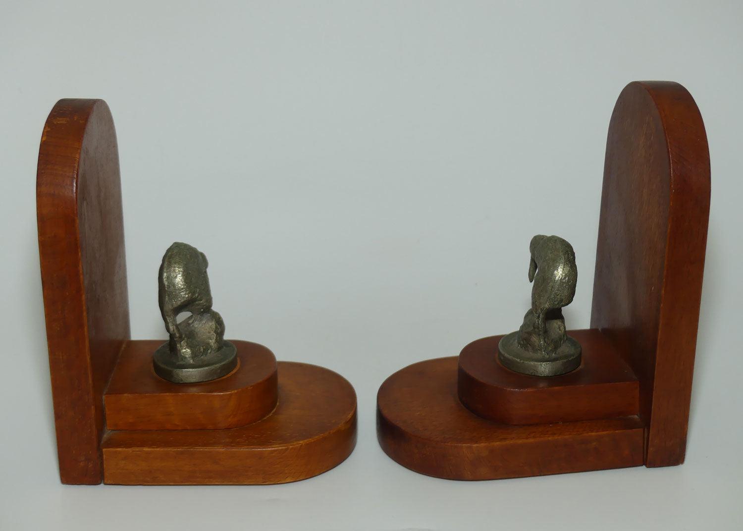 Pair of Bookends | New Zealand Kiwis on Rewarewa Wooden bases