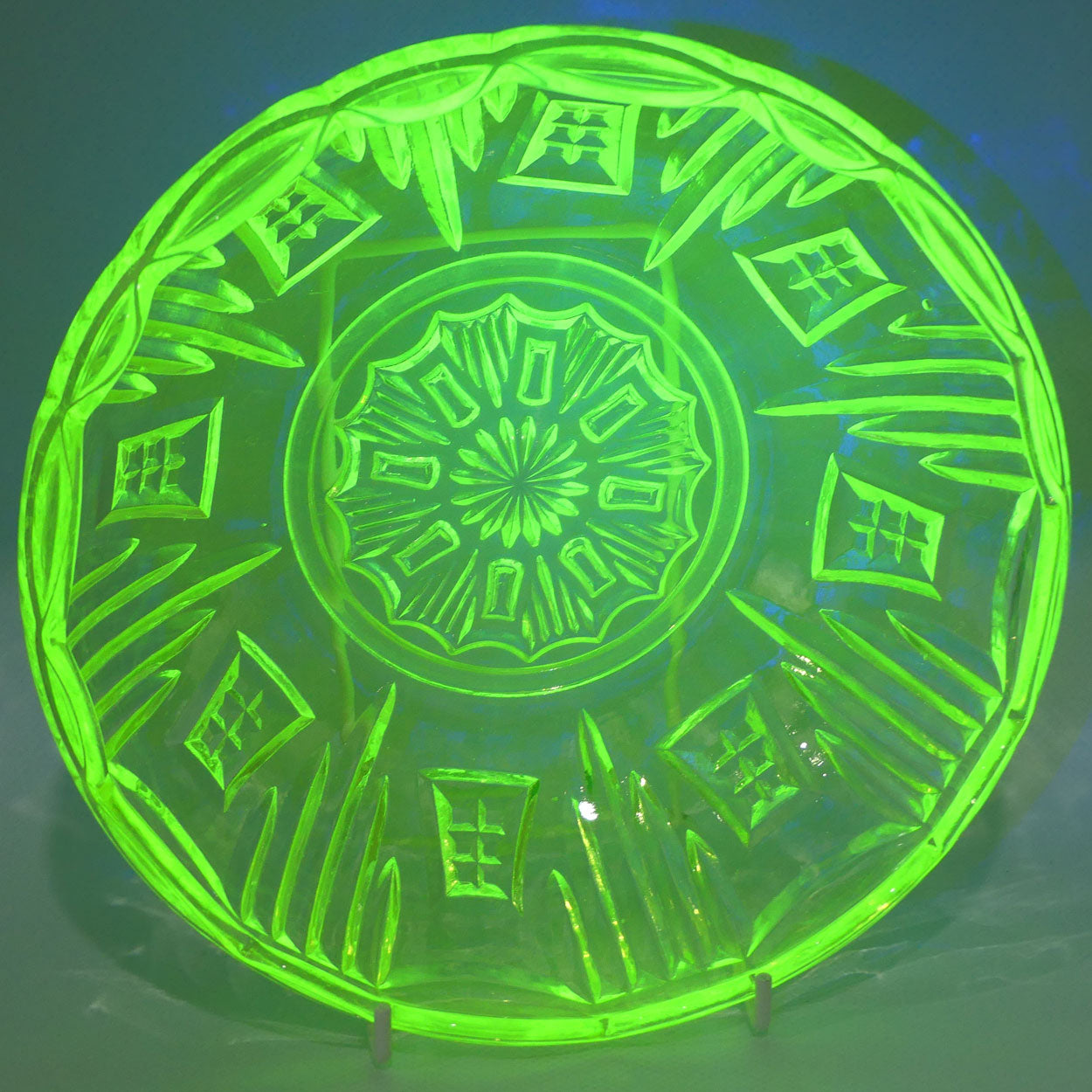 Citrine Depression Glass bowl | 22cm diam | Uranium Glow