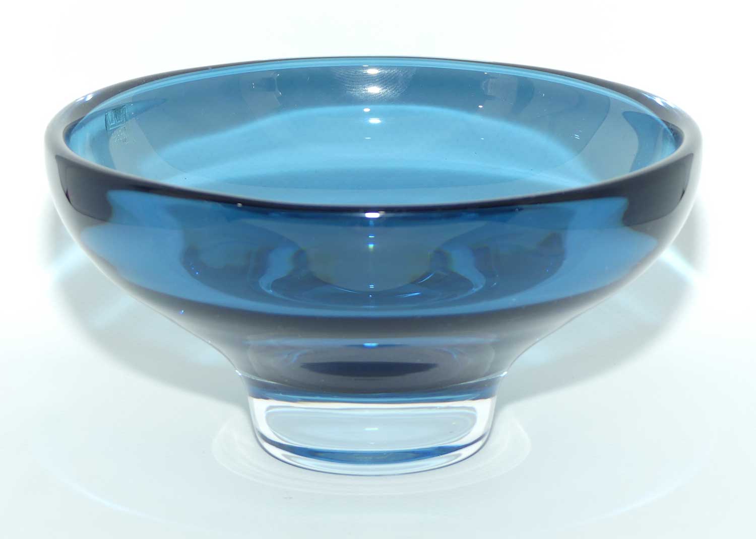 Kosta Sweden Mid Century Modern bowl by Mona Morales-Schildt | 55187