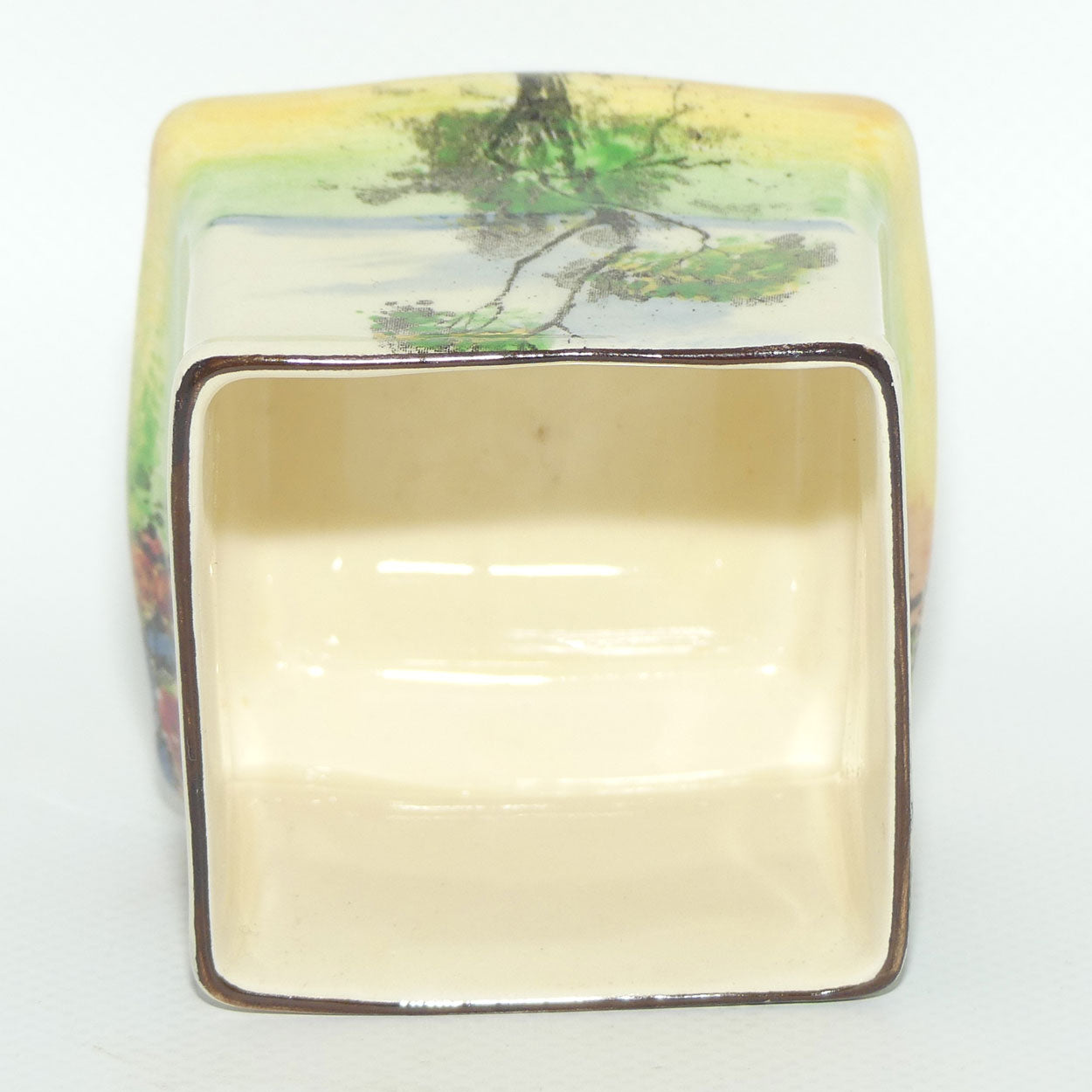Royal Doulton Country Garden squat square vase D4932