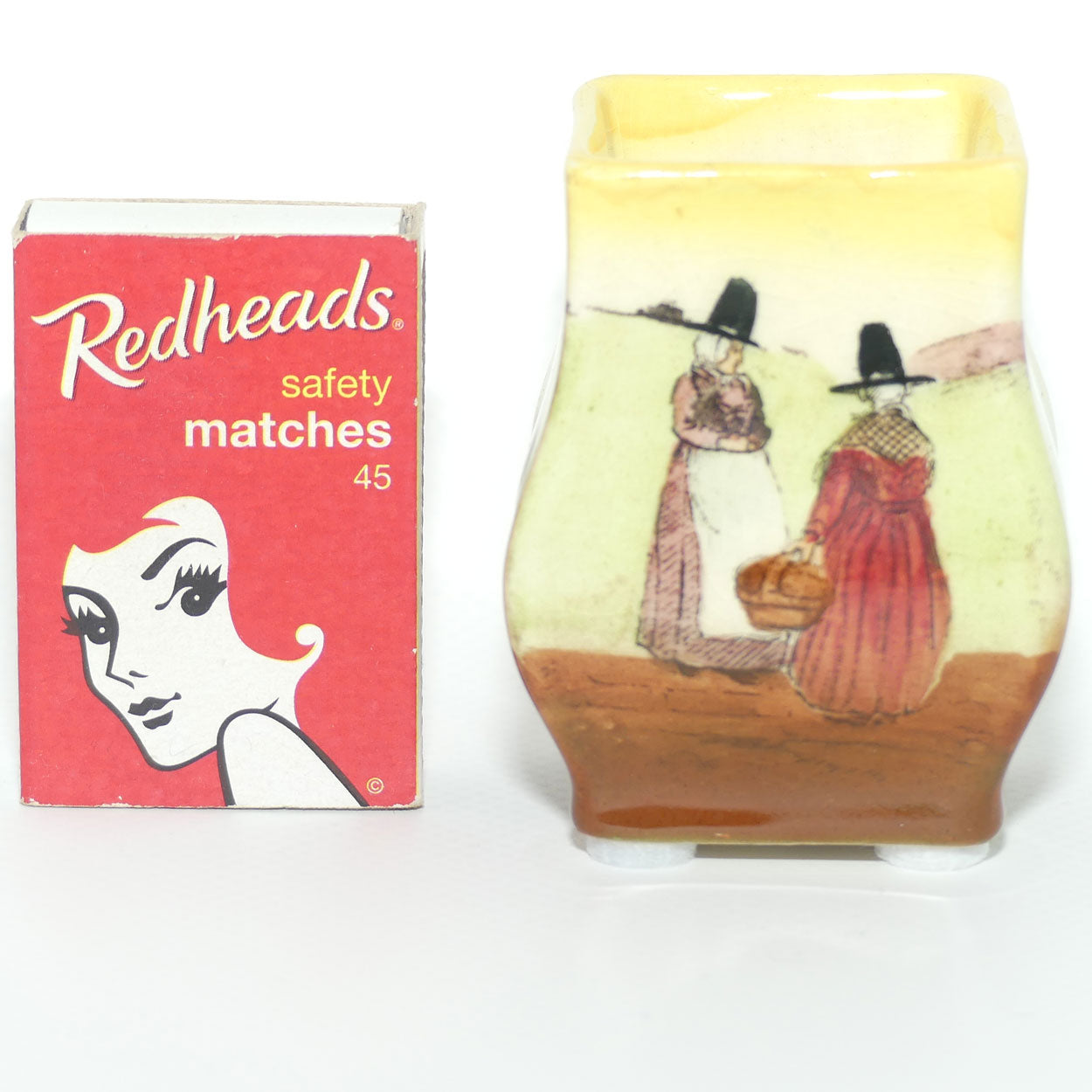 Royal Doulton Welsh miniature vase | 6cm tall