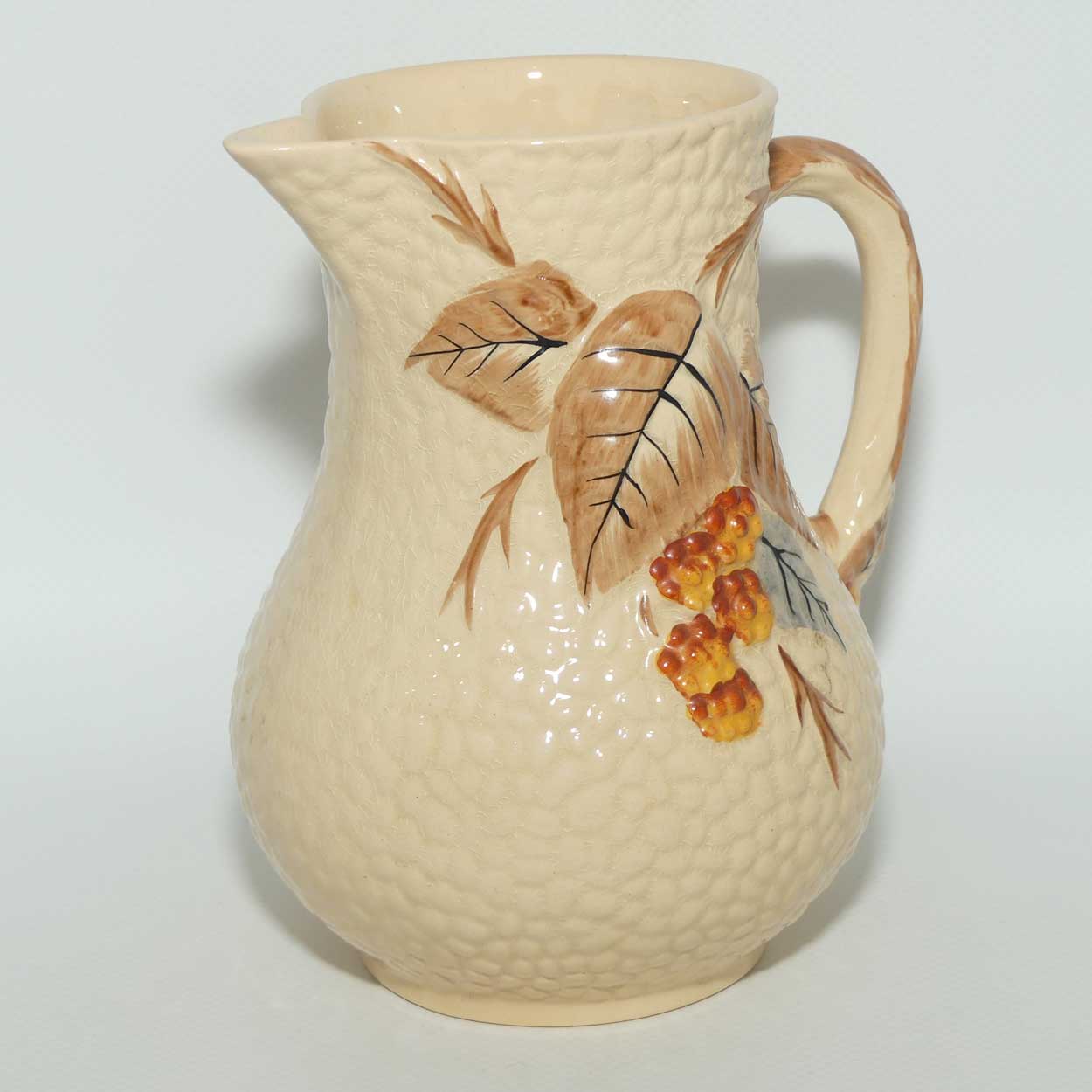 Wade Bramble pattern jug | Medium | 14.5cm
