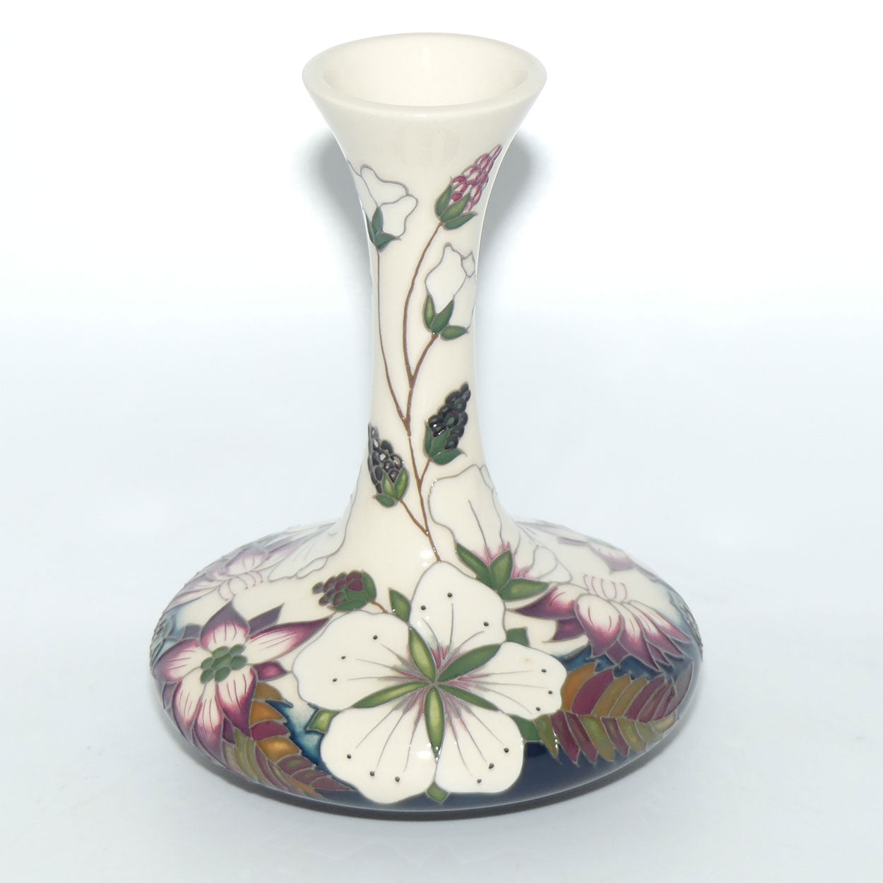 Moorcroft Pottery | Bramble Revisited 104/6 vase