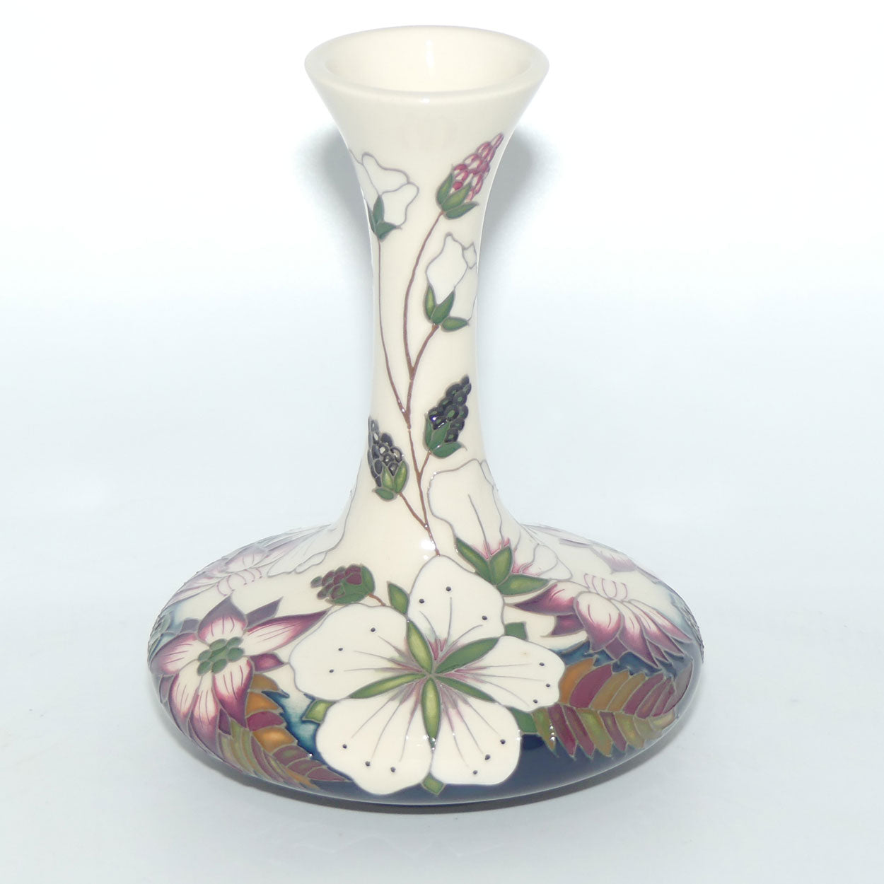 Moorcroft Pottery | Bramble Revisited 104/6 vase