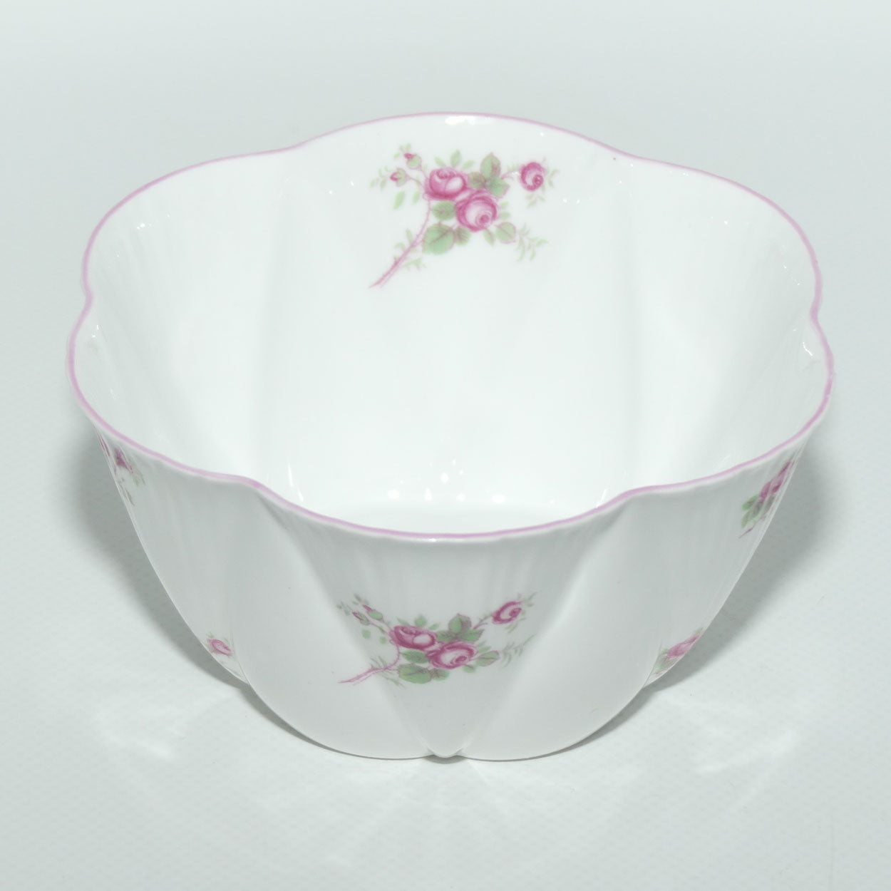 Shelley Dainty shape Bridal Rose sugar bowl | Pattern 13545