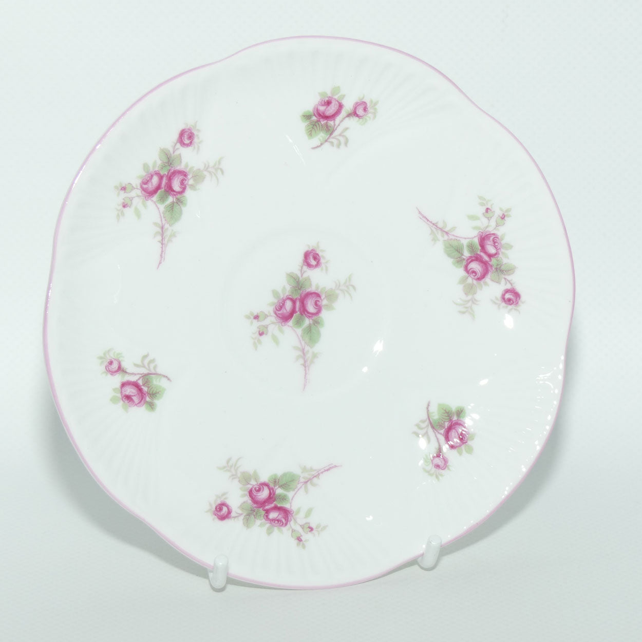 Shelley Dainty shape Bridal Rose trio | Pattern 13545