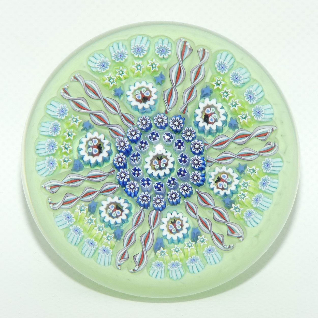 John Deacons Scotland Butterfly Double Spoke Magnum Paperweight | Light Green |