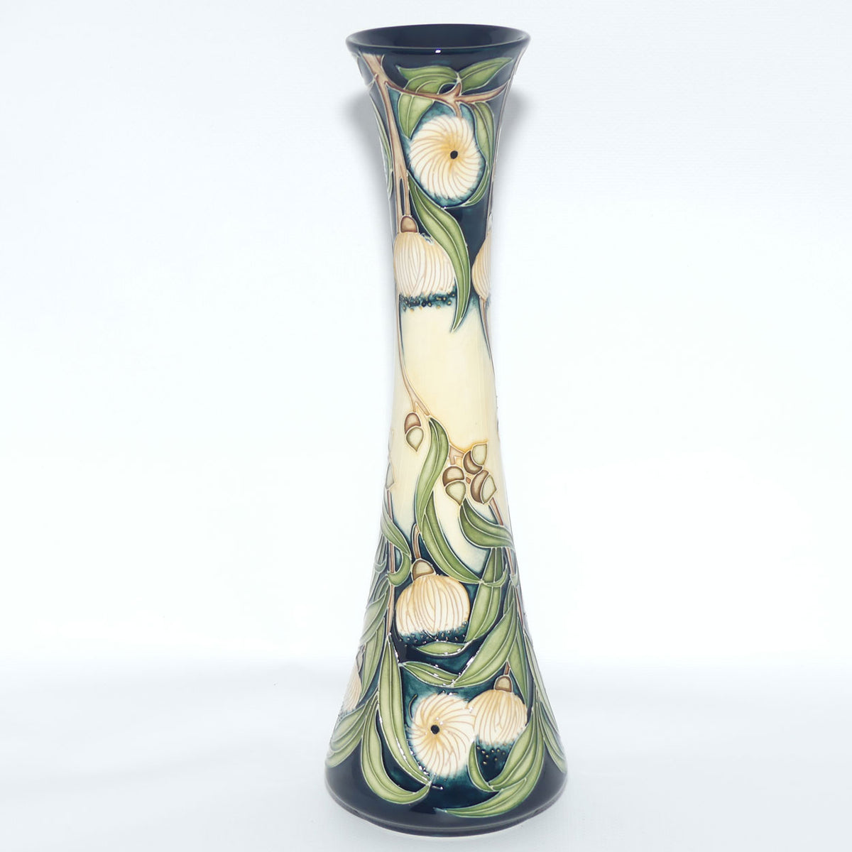 Moorcroft Calgaroo 365/12 vase