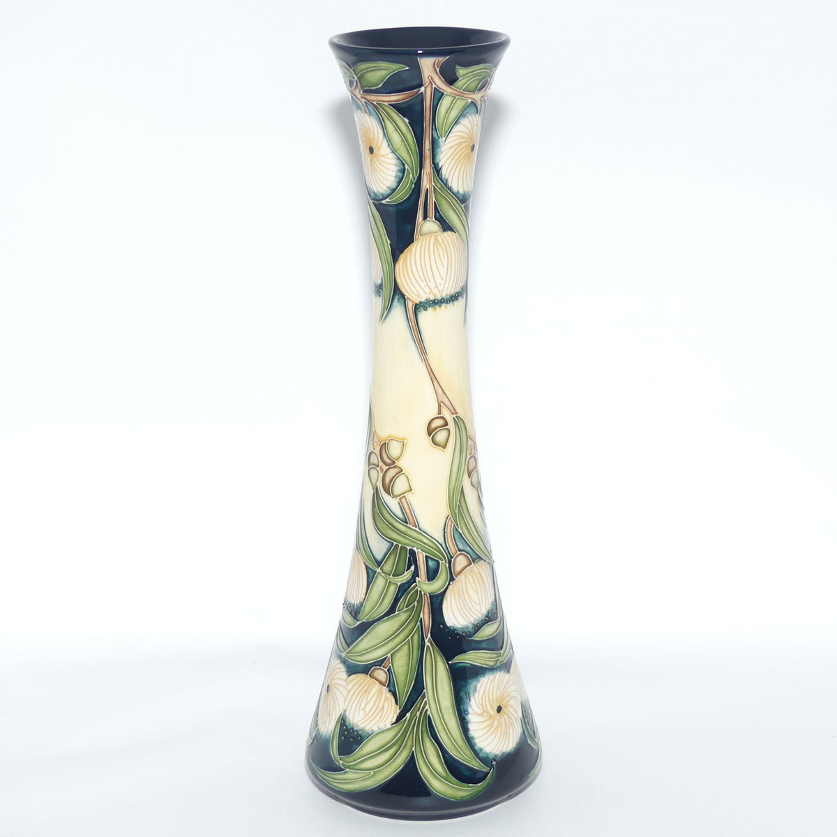 Moorcroft Calgaroo 365/12 vase