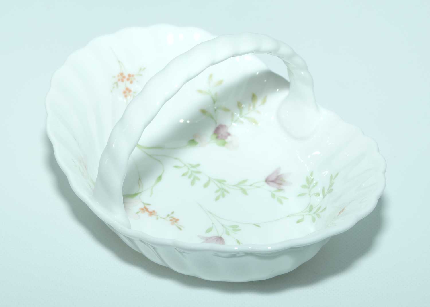 Wedgwood Campion pattern decorative basket