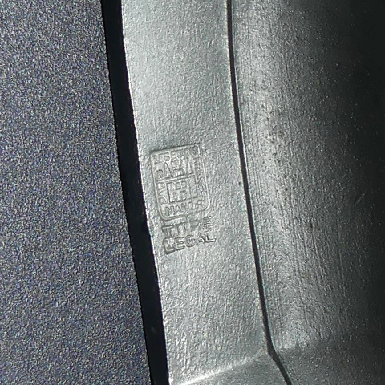 Les Etains Manior Paris France Pewter pair of table candlesticks