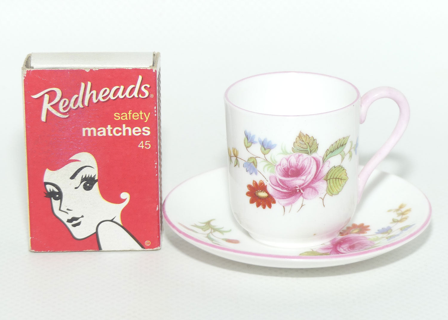 Shelley Canterbury shape miniature Rose and Red Daisy duo
