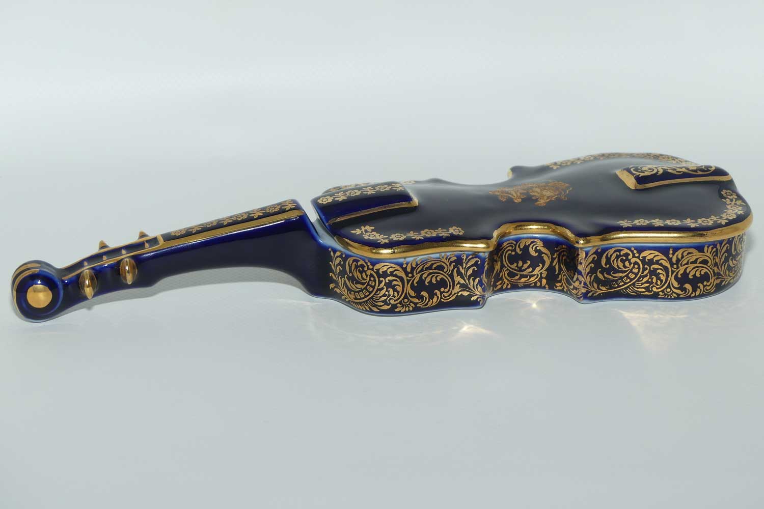 Limoges Castel France Blue and Gilt Violin trinket box | Grande size