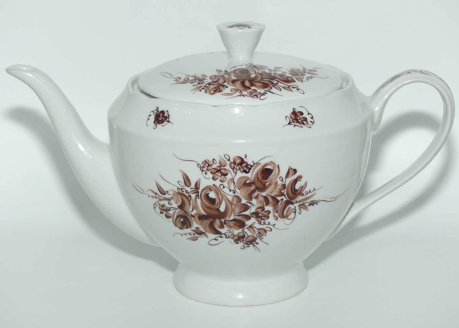 Chielow Poland hand painted tea pot signed Ewie Tomek