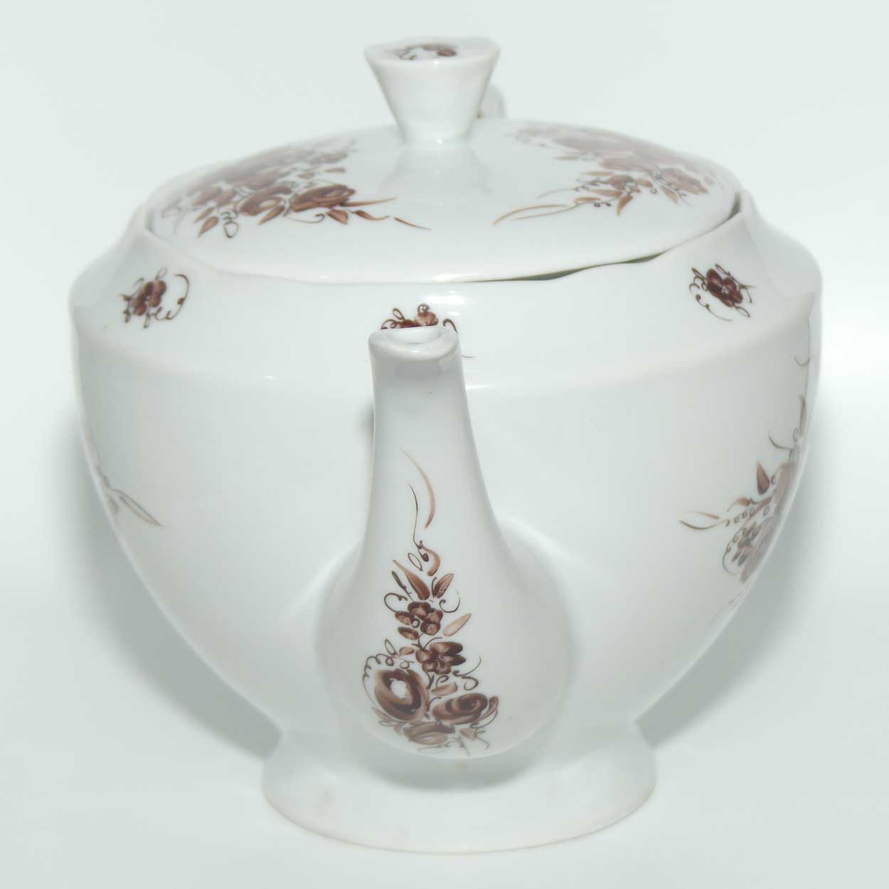 Chielow Poland hand painted tea pot signed Ewie Tomek