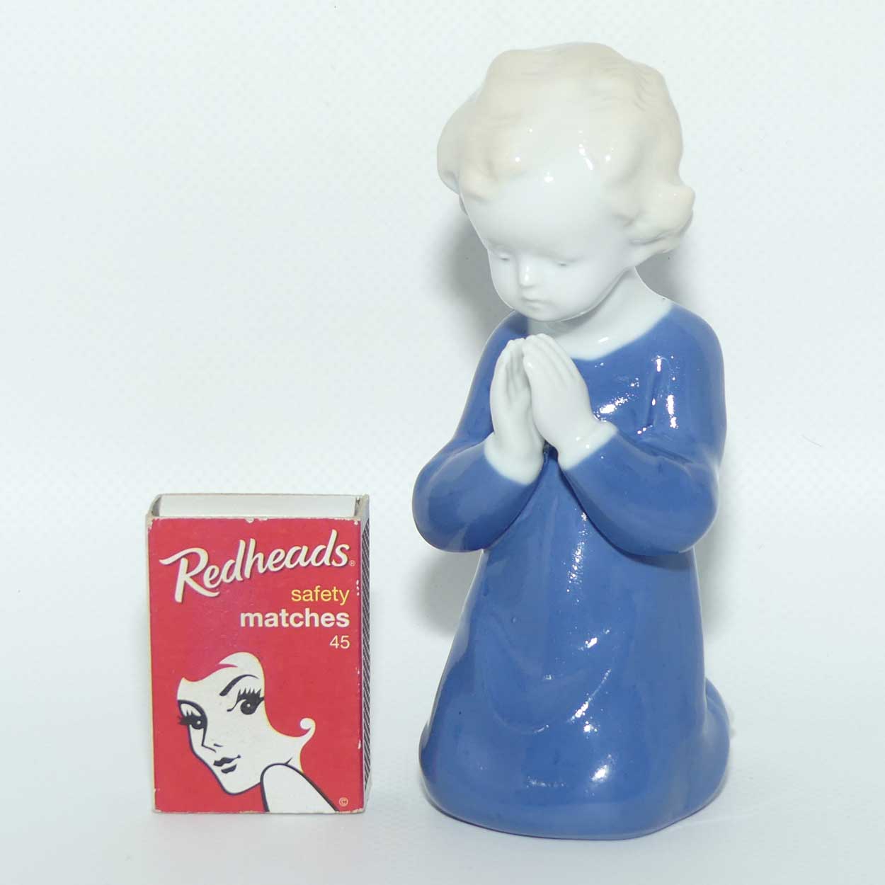 Kunstporzellan Ilmenau Germany figure of child praying