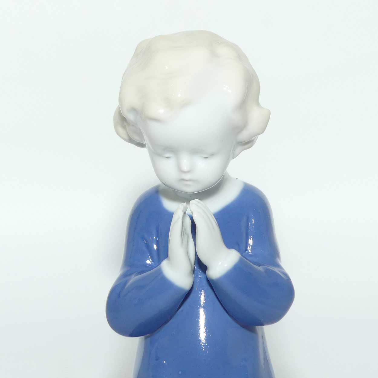 Kunstporzellan Ilmenau Germany figure of child praying