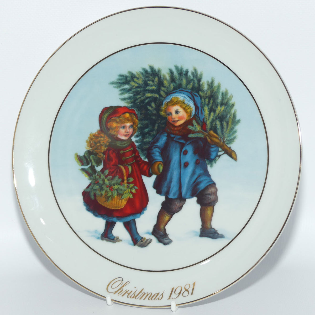 Avon Christmas plate | Christmas 1981 | First Edition | Sharing the Christmas Spirit | boxed