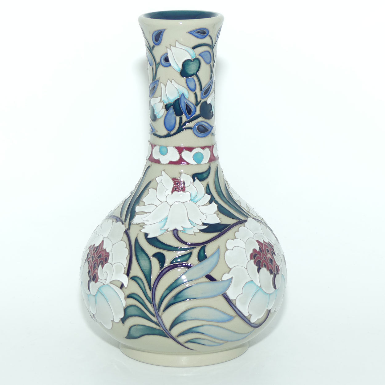 Moorcroft Chrysanthemum Sage 374/9 vase (Ltd Ed)