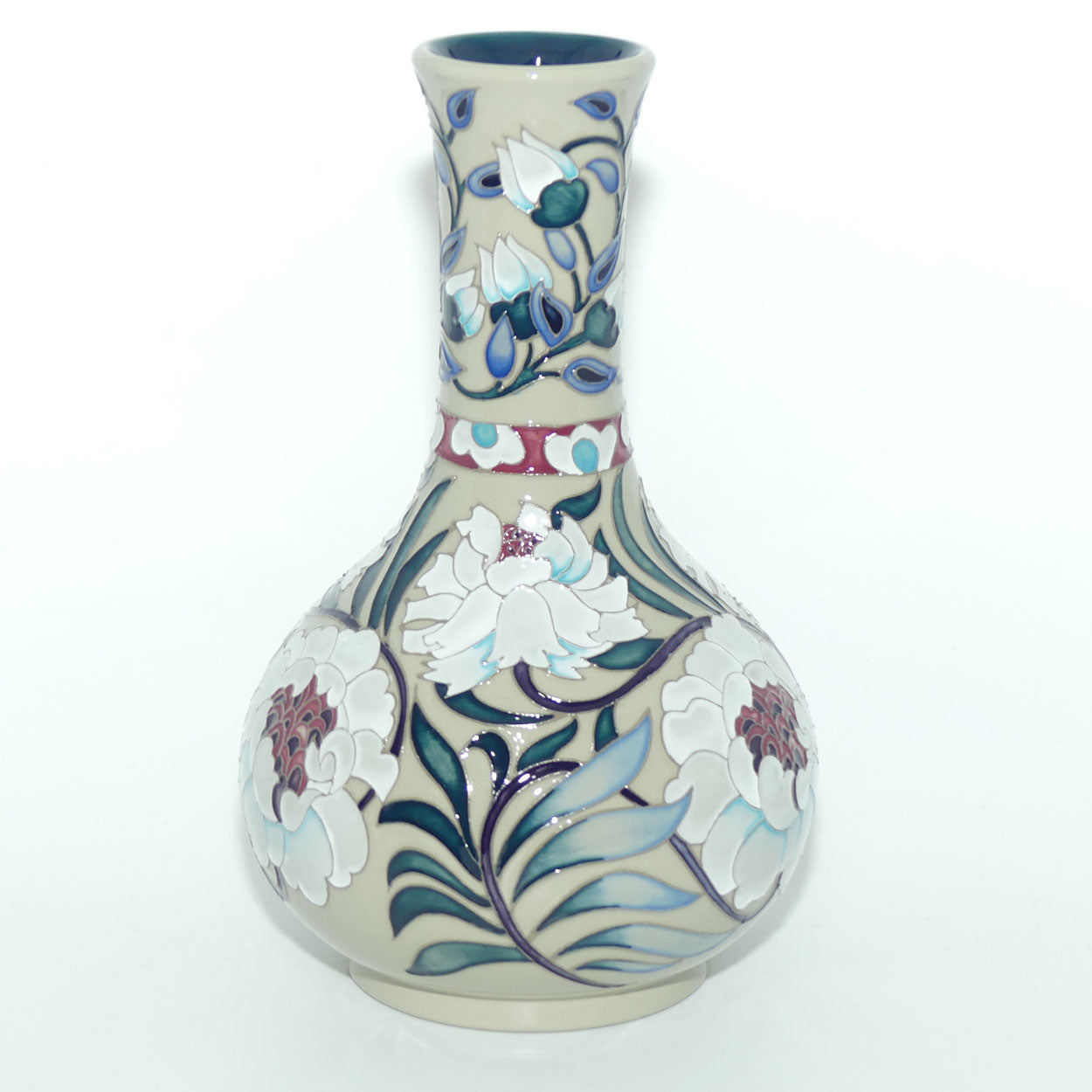 Moorcroft Chrysanthemum Sage 374/9 vase (Ltd Ed)