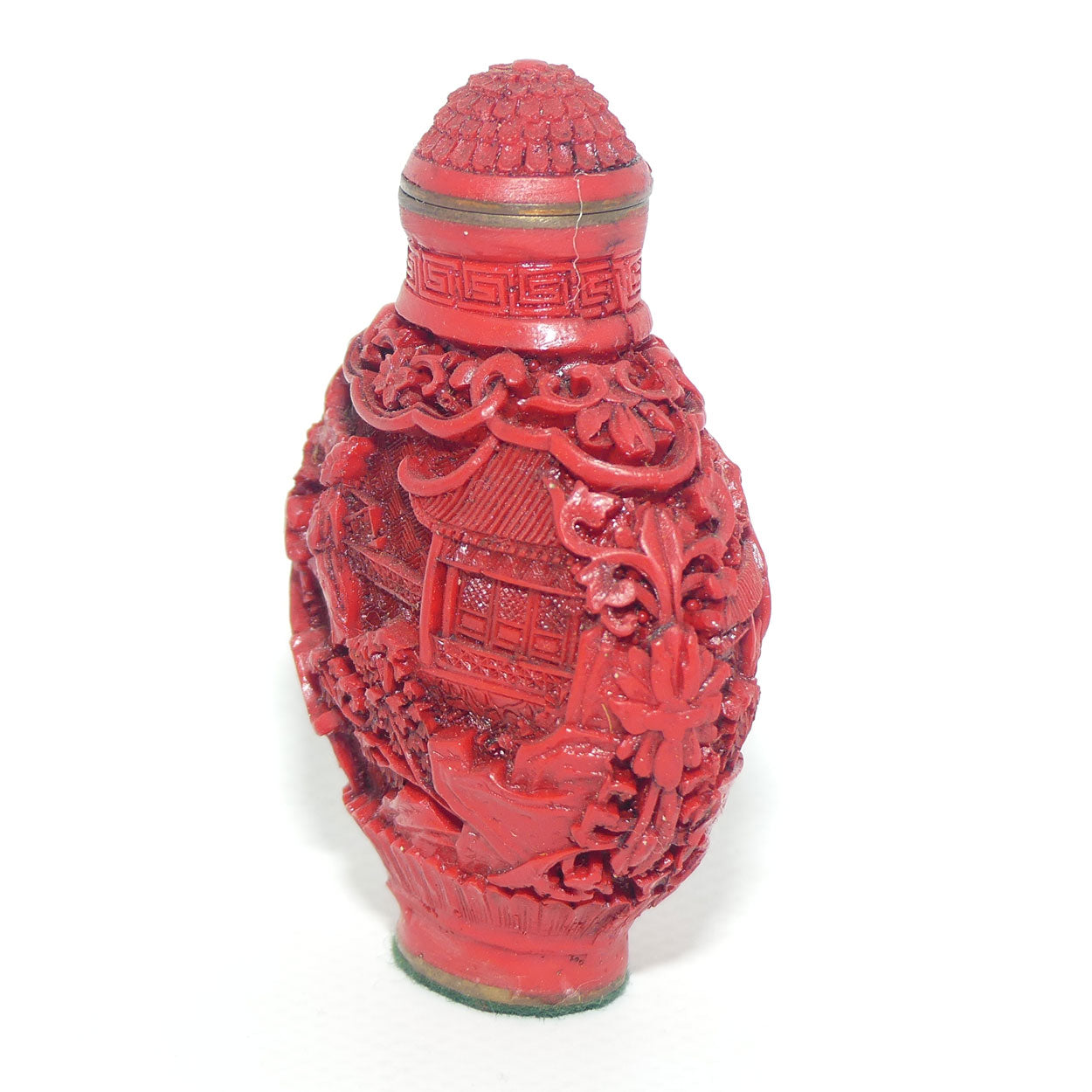 Chinese Cinnabar round shape snuff bottle | House on the Lake scene
