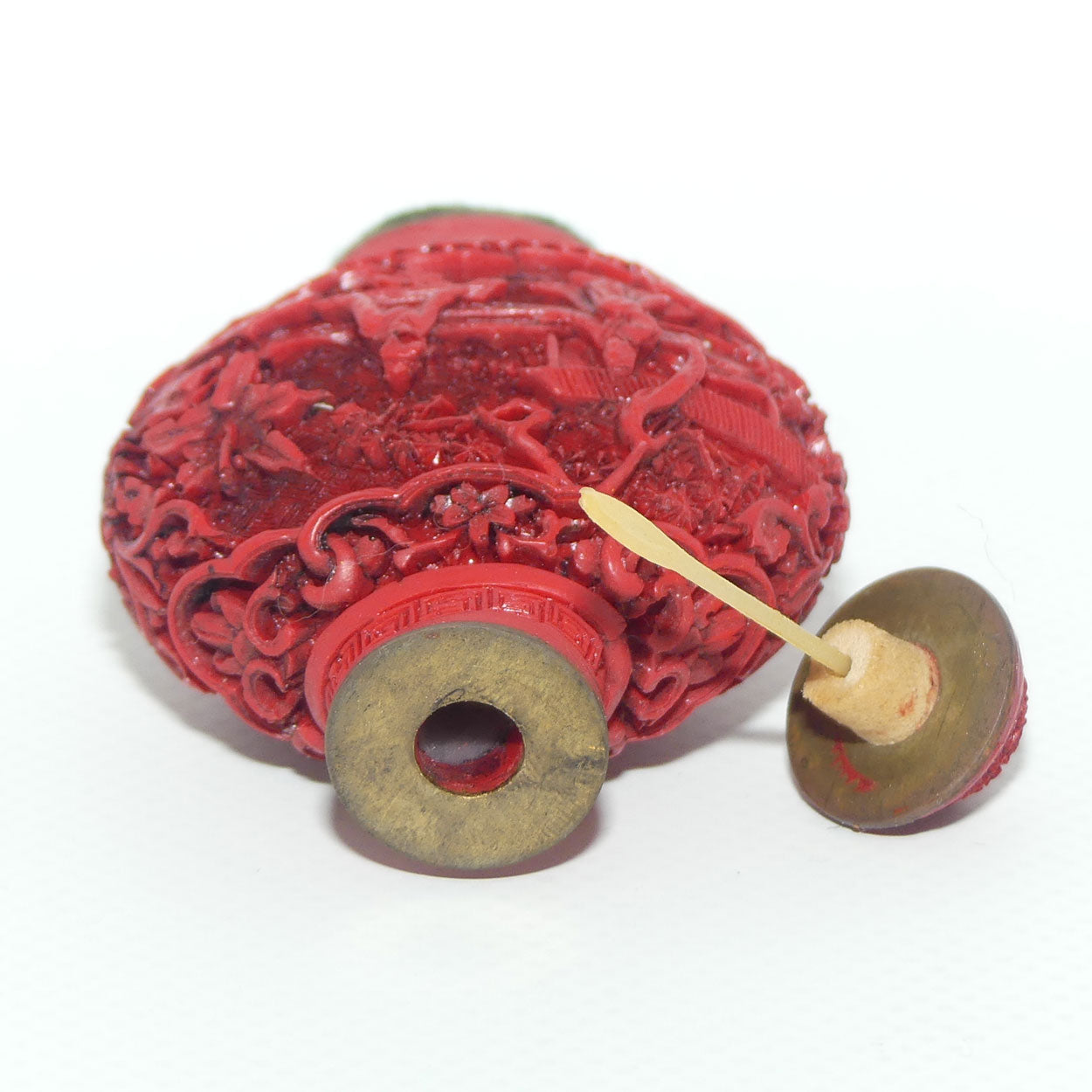 Chinese Cinnabar round shape snuff bottle | #1 | House on the Lake scene