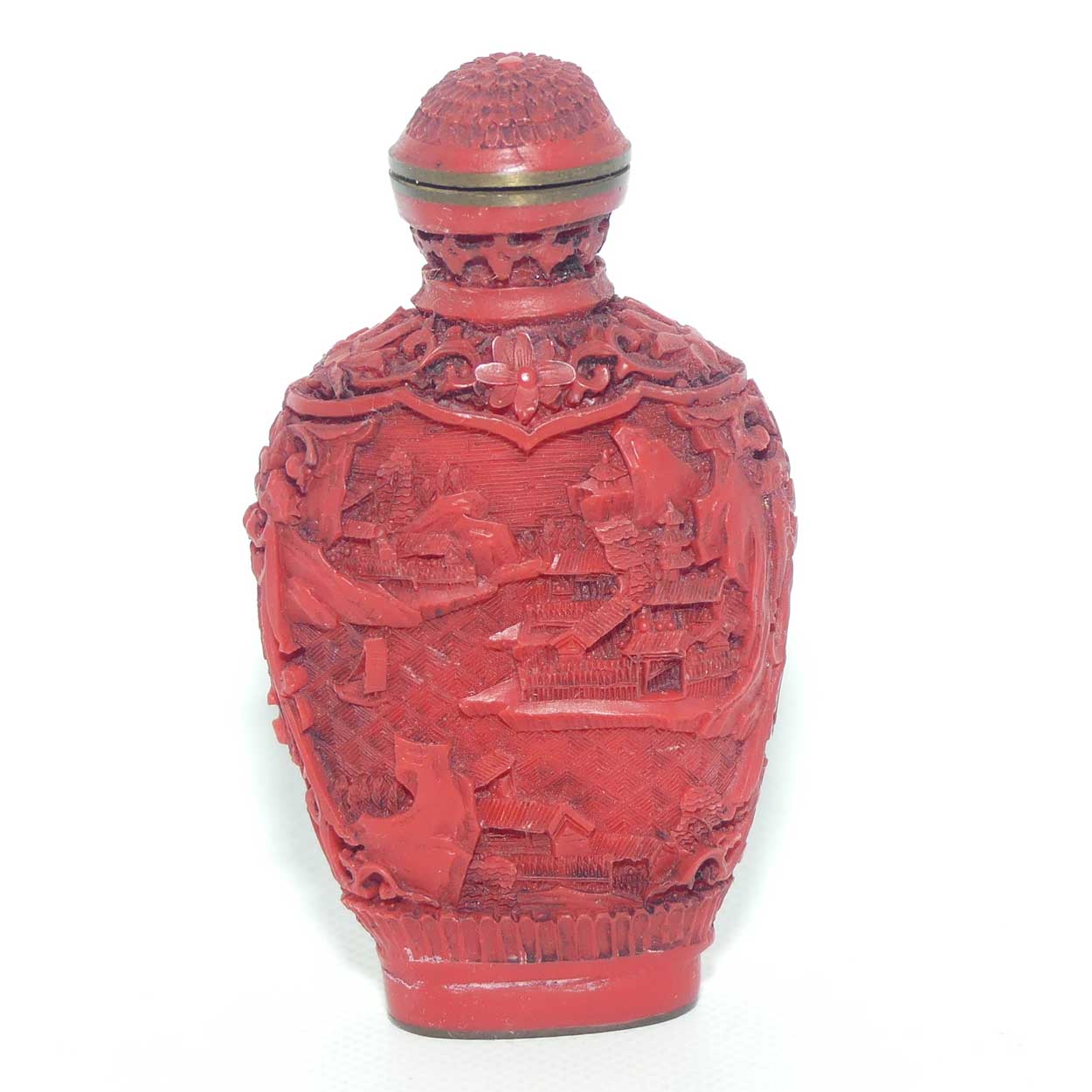 Small Cinnabar tapering shape snuff bottle | House on the Lake scene
