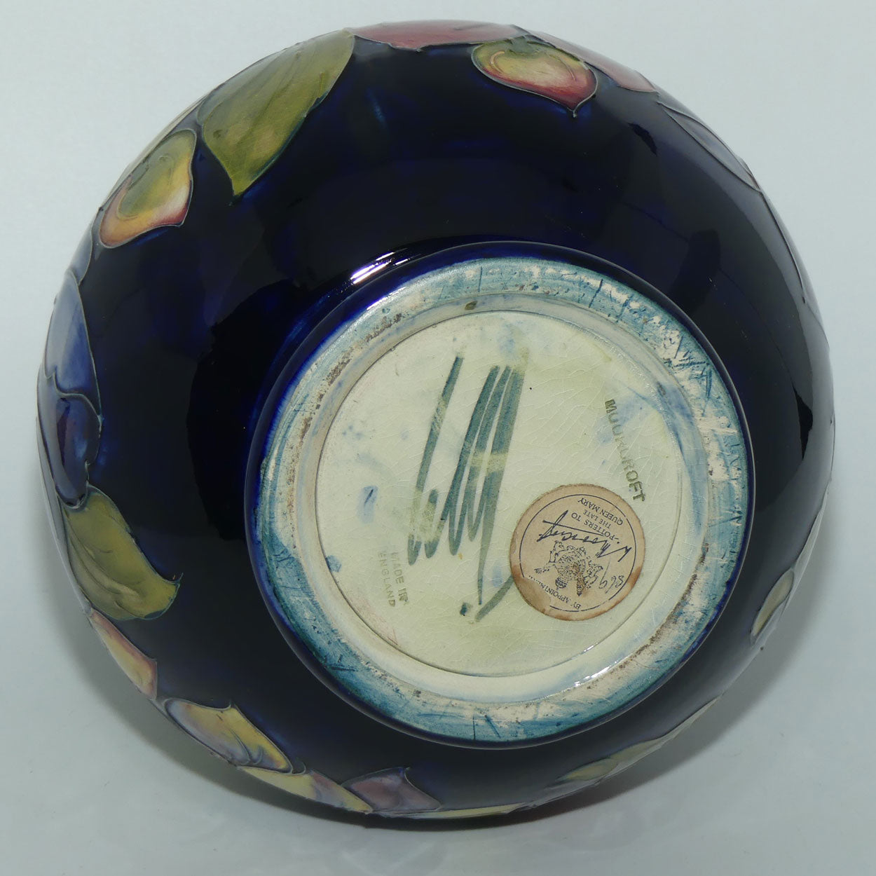 Walter Moorcroft Clematis (Blue) 869/9 vase