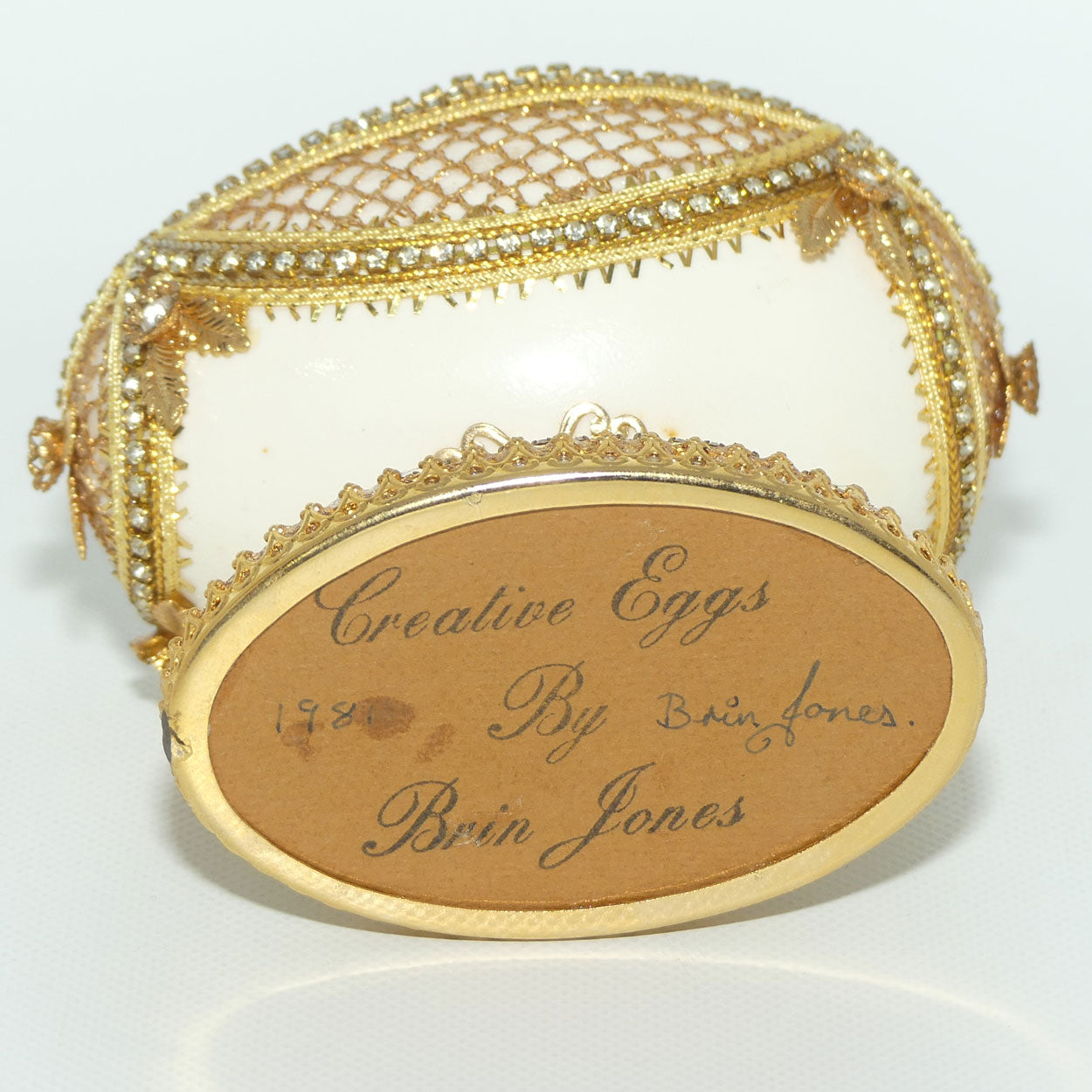 Creative Egg Casket by Brin Jones | Australia | Australian Coat of Arms