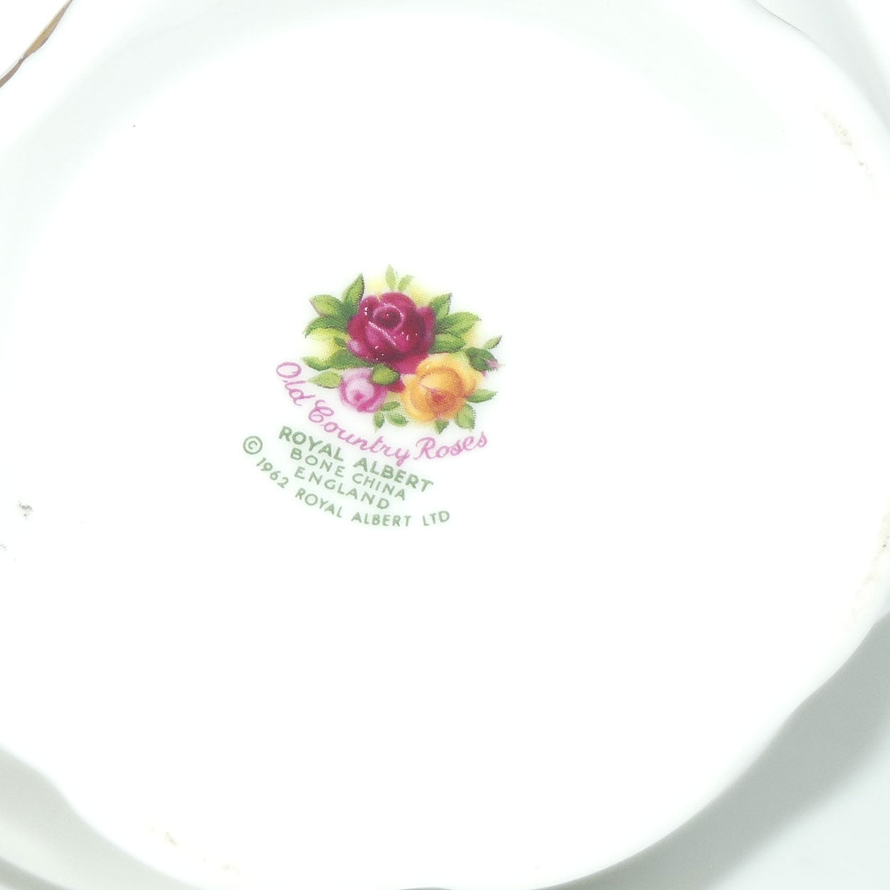 Royal Albert Bone China England Old Country Roses coffee pot | © 1962 Royal Albert Ltd backstamp | #1