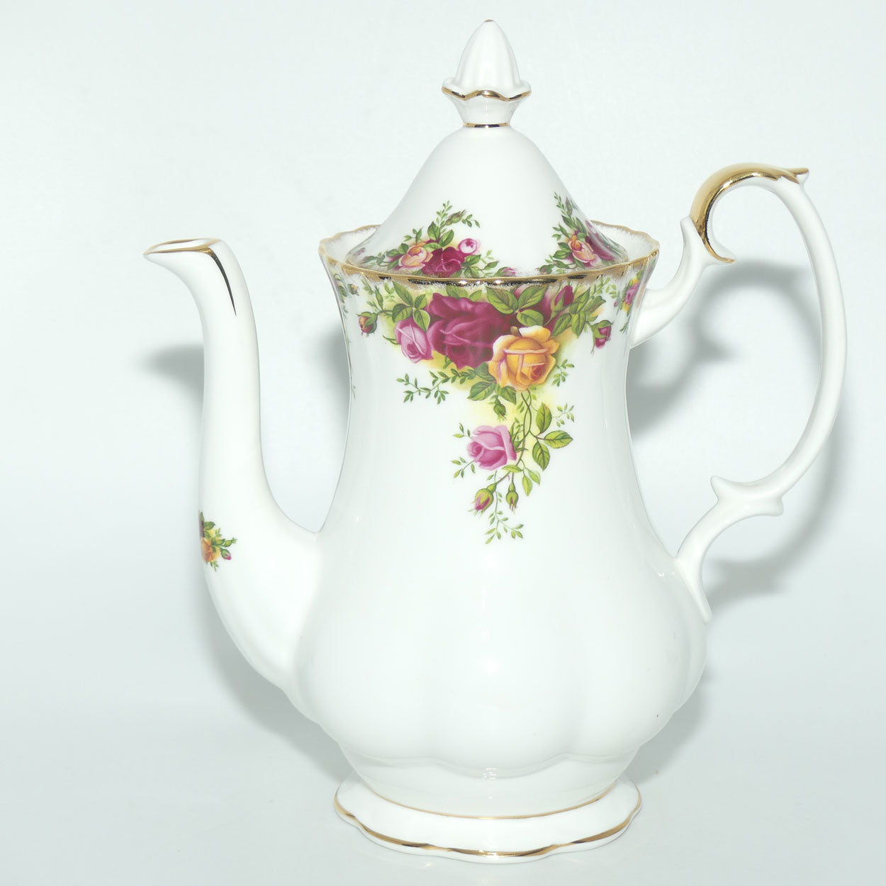 Royal Albert Bone China England Old Country Roses Coffee Pot | © 1962 Royal Albert Ltd backstamp | #2