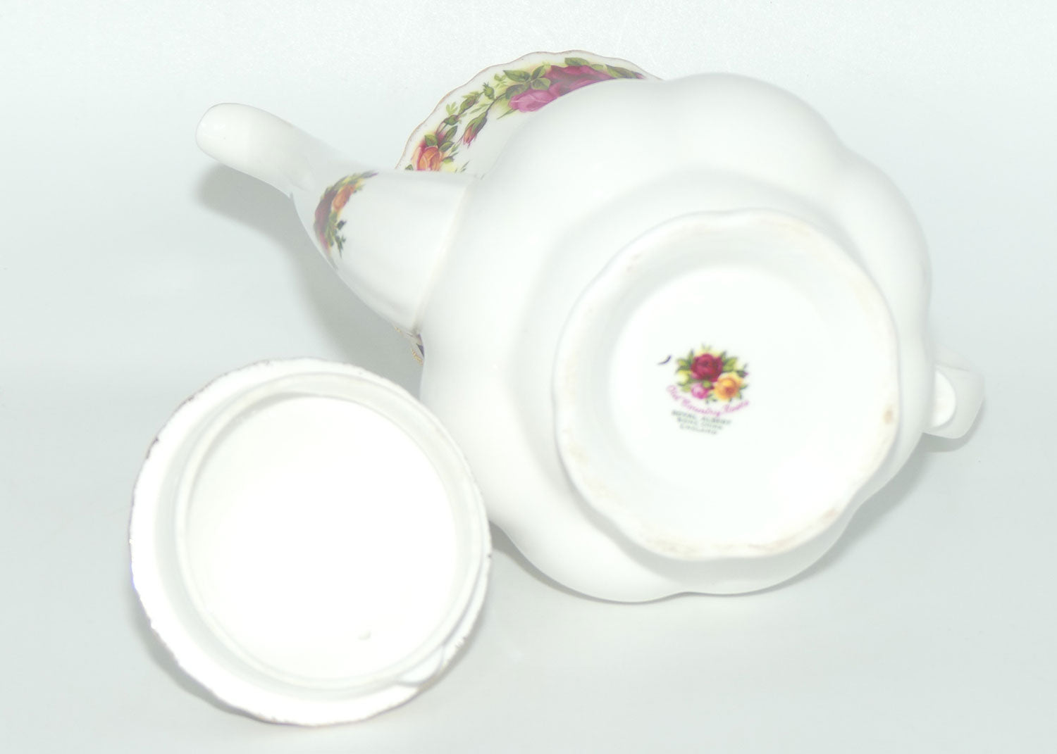 Royal Albert Bone China England Old Country Roses coffee pot | early stamp | 900ml | #2